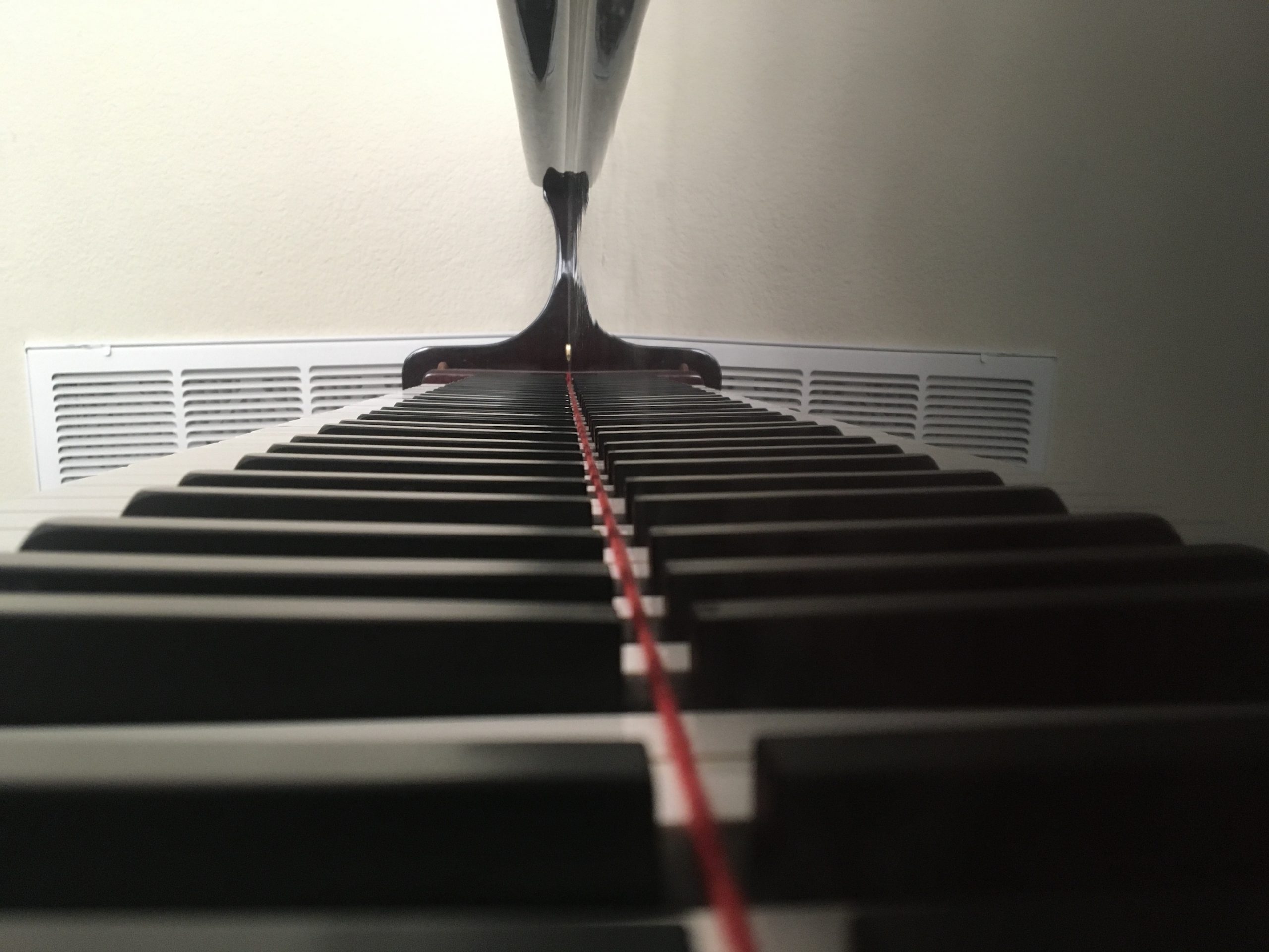 This is an aesthetic picture of a piano